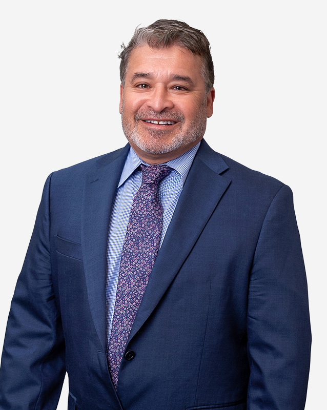Headshot of Dr. Michael Hernandez, internal medicine specialist.